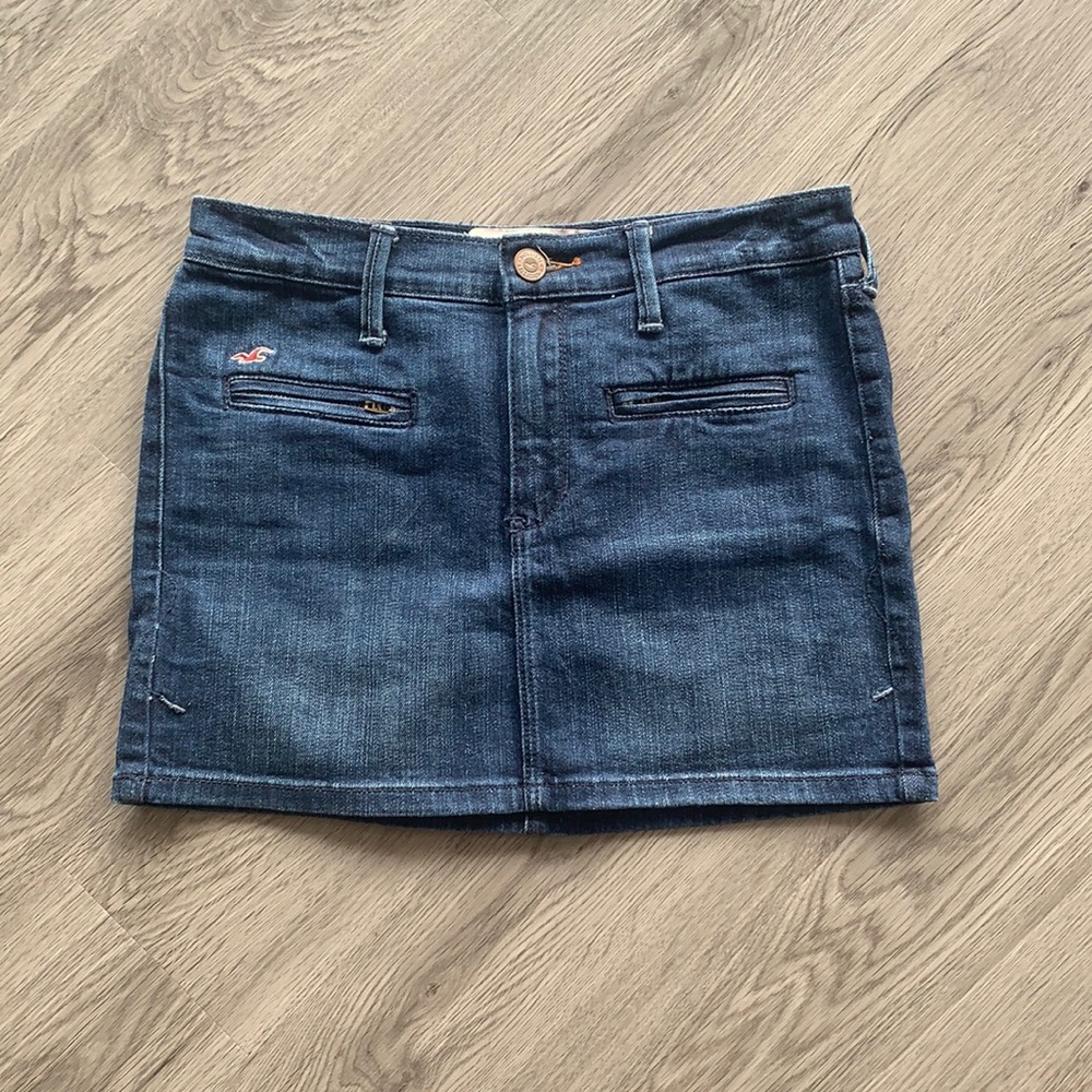 Hollister size 5 skirt